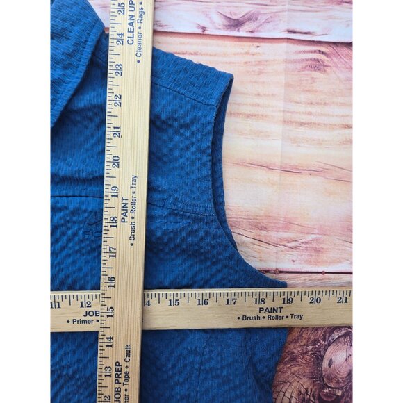 Nike ATG Blue Sleeveless Button-Down Vest Large 80% Rayon & 20% Polyester - Picture 11 of 11